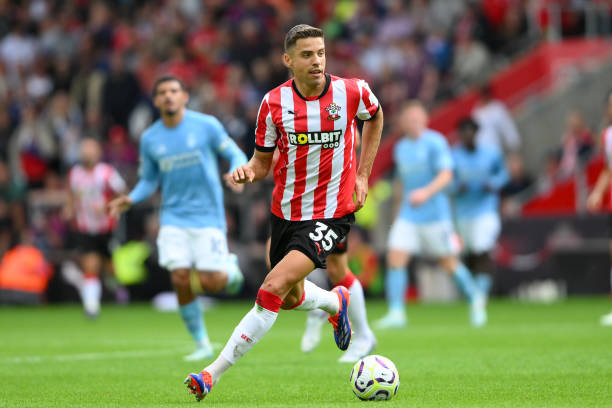 更是双方策 更是双方策