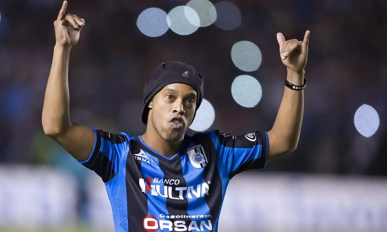 与此同时 与此同时